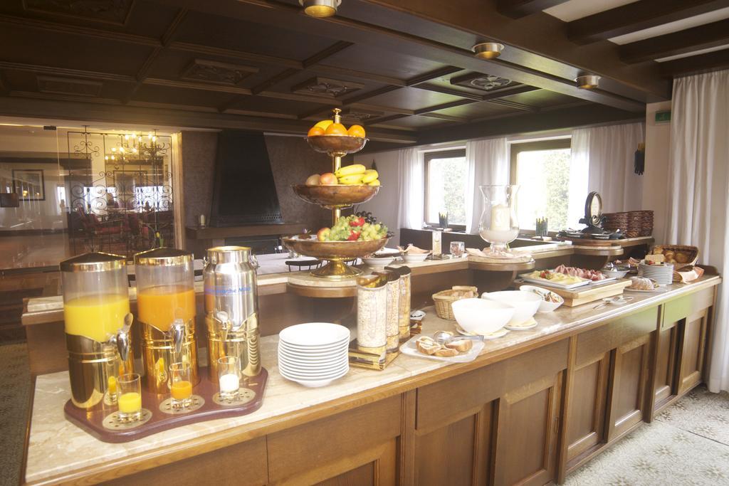 Hotel Sonnhof Mutters Dış mekan fotoğraf