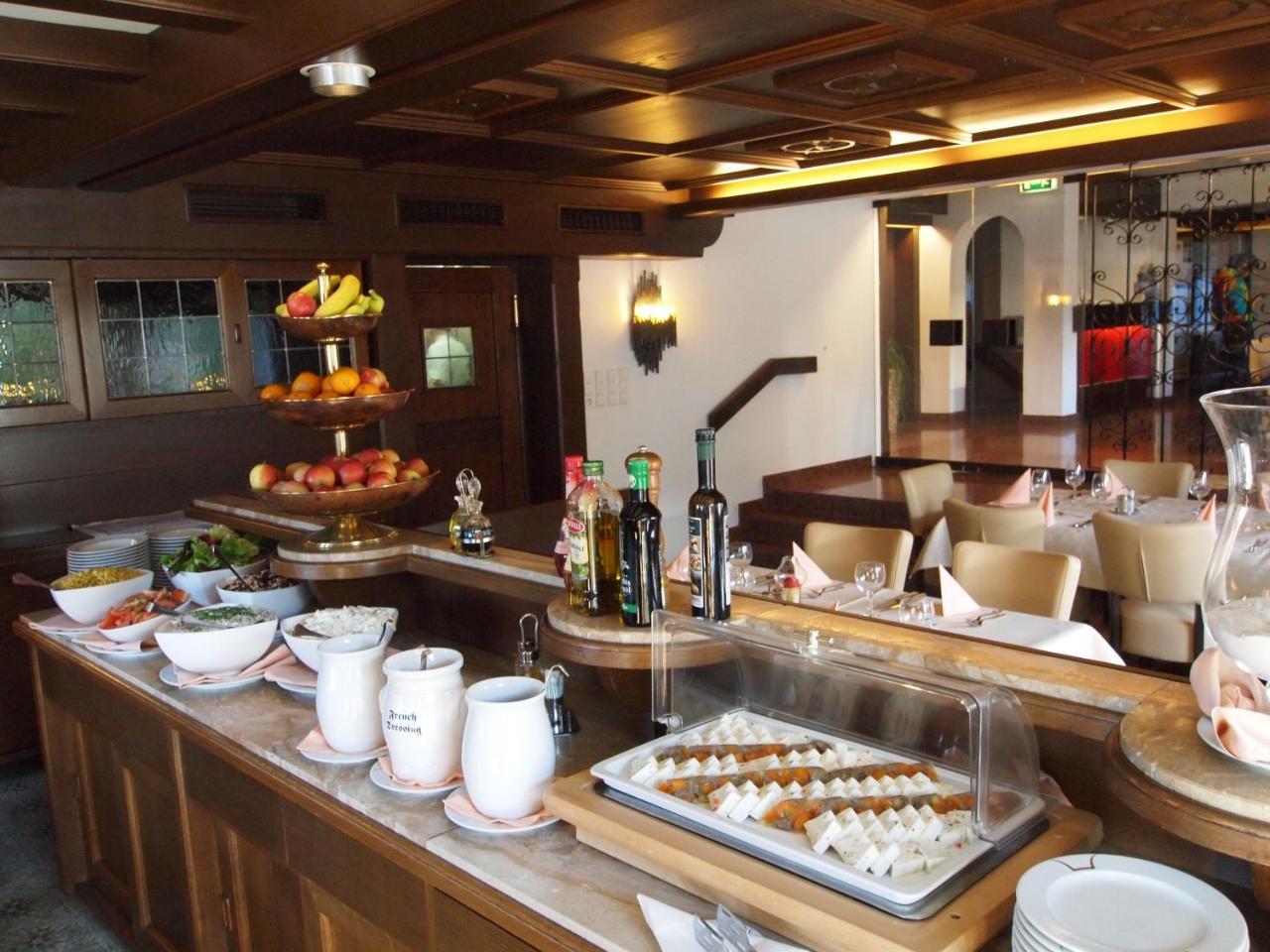 Hotel Sonnhof Mutters Dış mekan fotoğraf